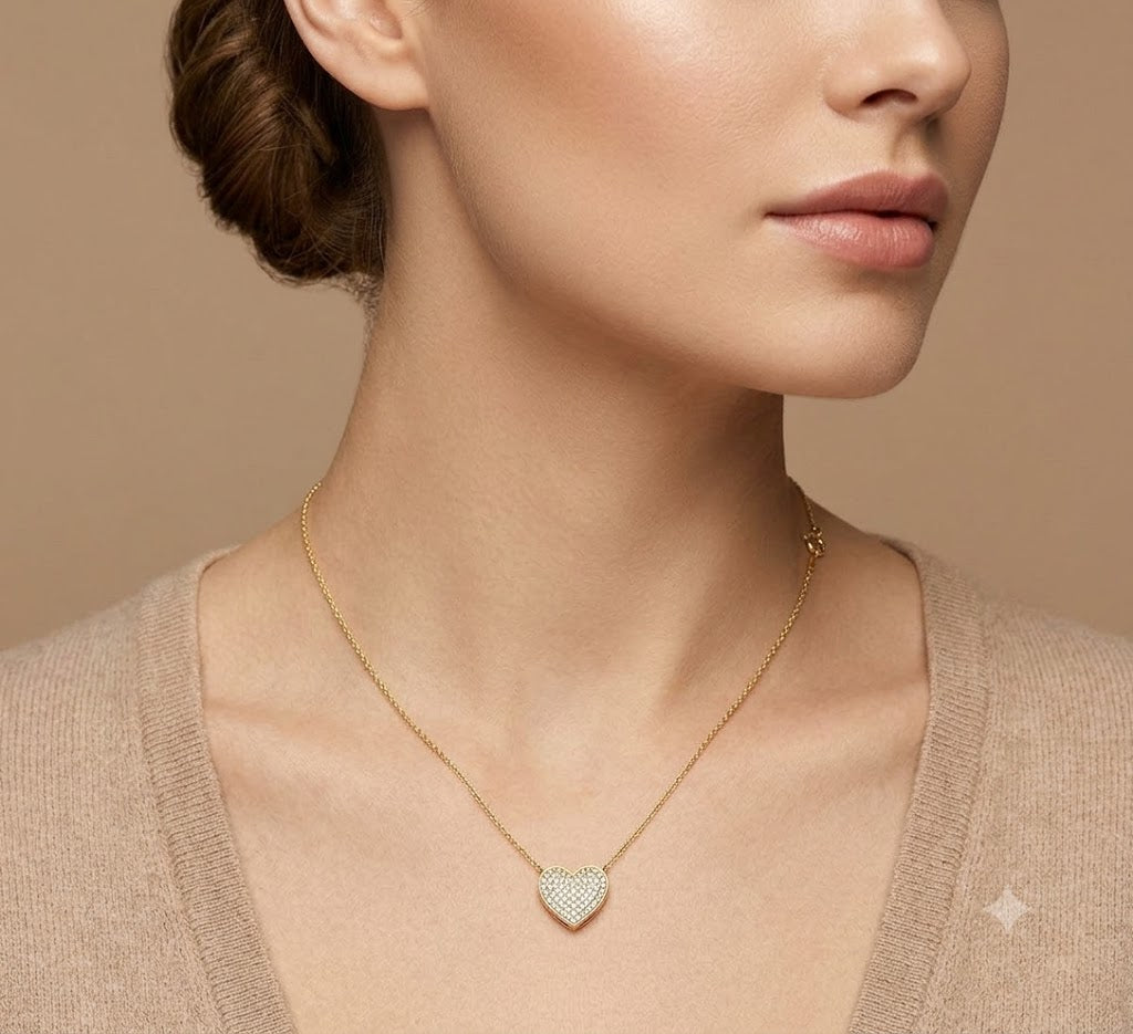 Gold Plated Heart Shaped CZ Anti Tarnish Copper Pendant For Women Bulk
