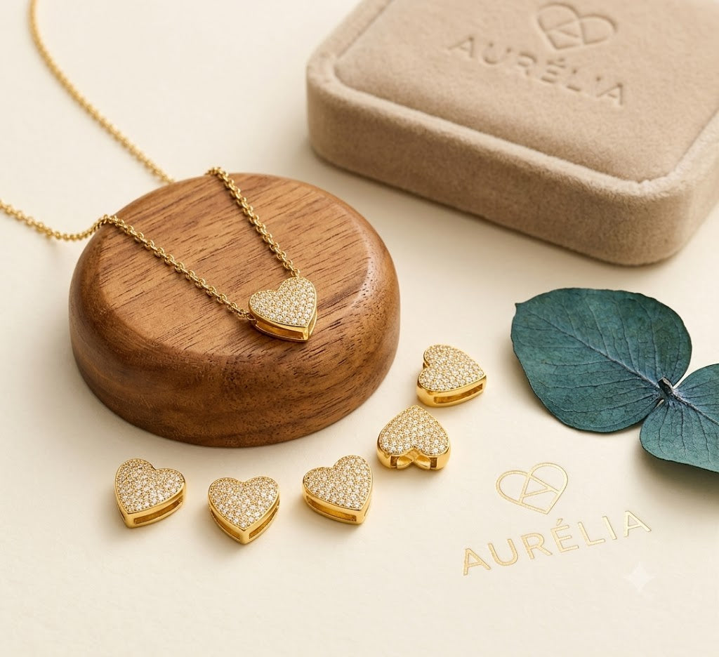 Gold Plated Heart Shaped CZ Anti Tarnish Copper Pendant For Women Bulk