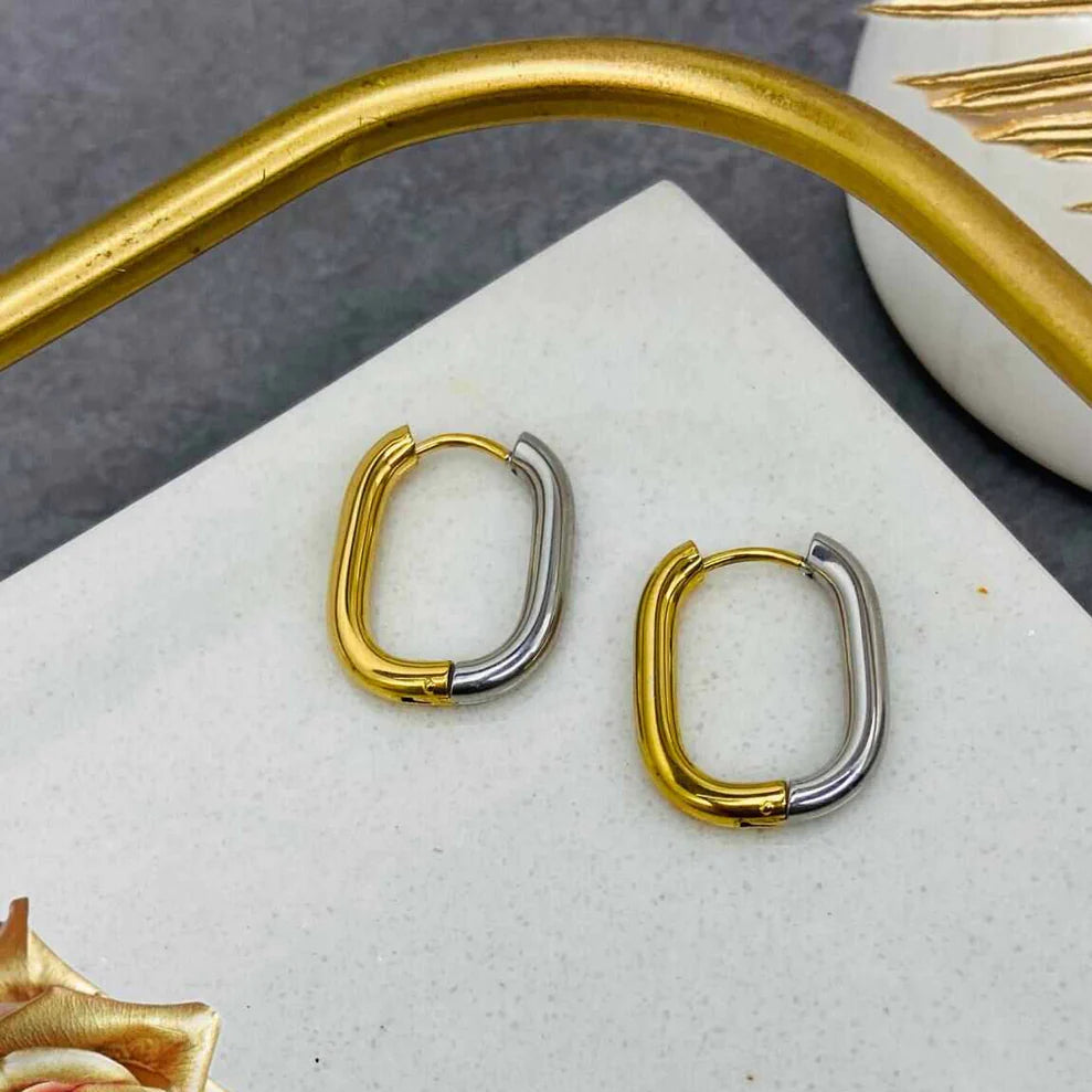 Oval Two Tone 18K Gold Anti Tarnish Hoop Bali Earring For Women Bulk Main image