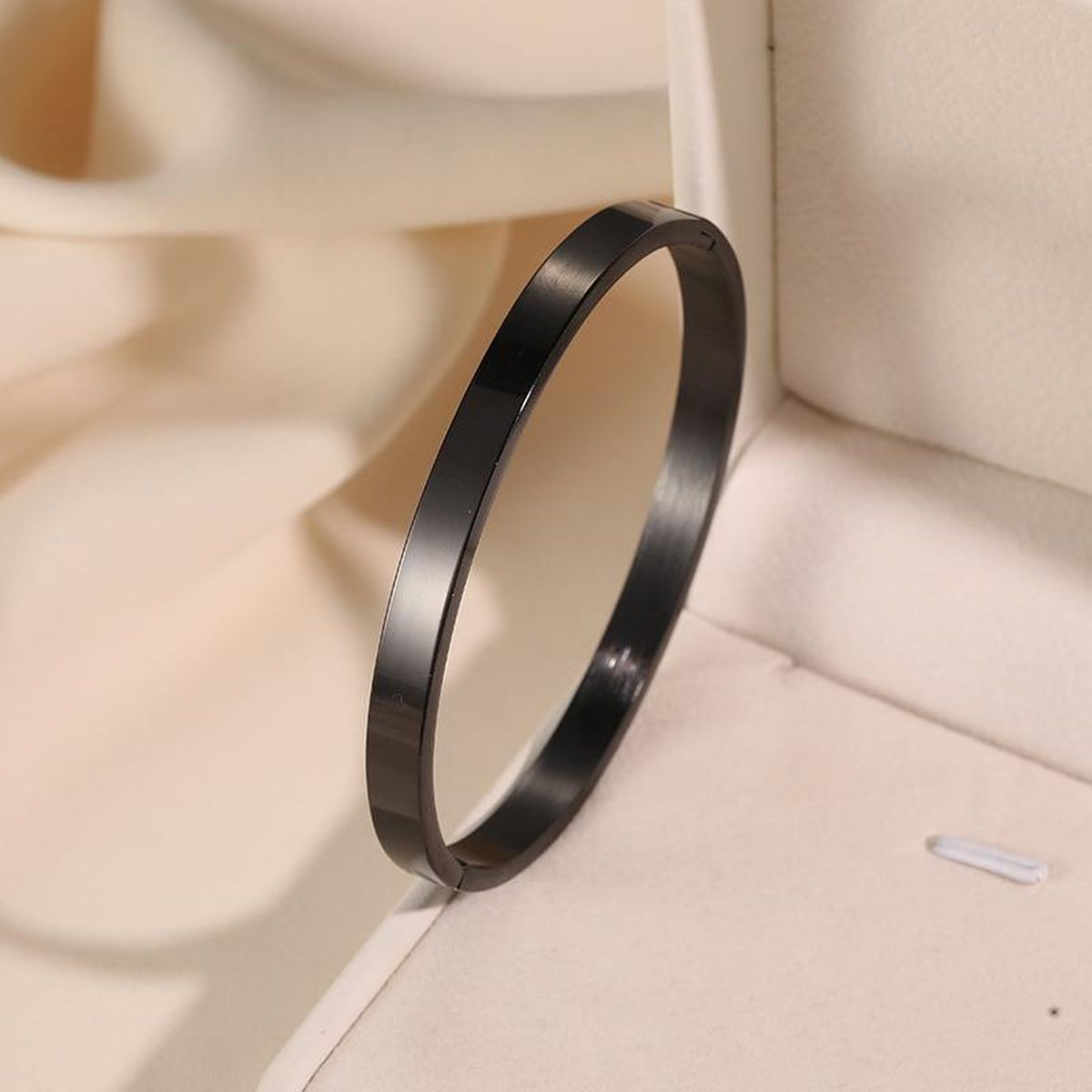 Surgical Stainless Steel Matte Black Oval Macho Kada Bracelet Men Bulk