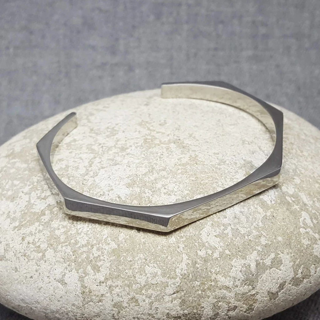 Stainless Steel Plain Silver Hexagon Cuff Kada For Women Bulk