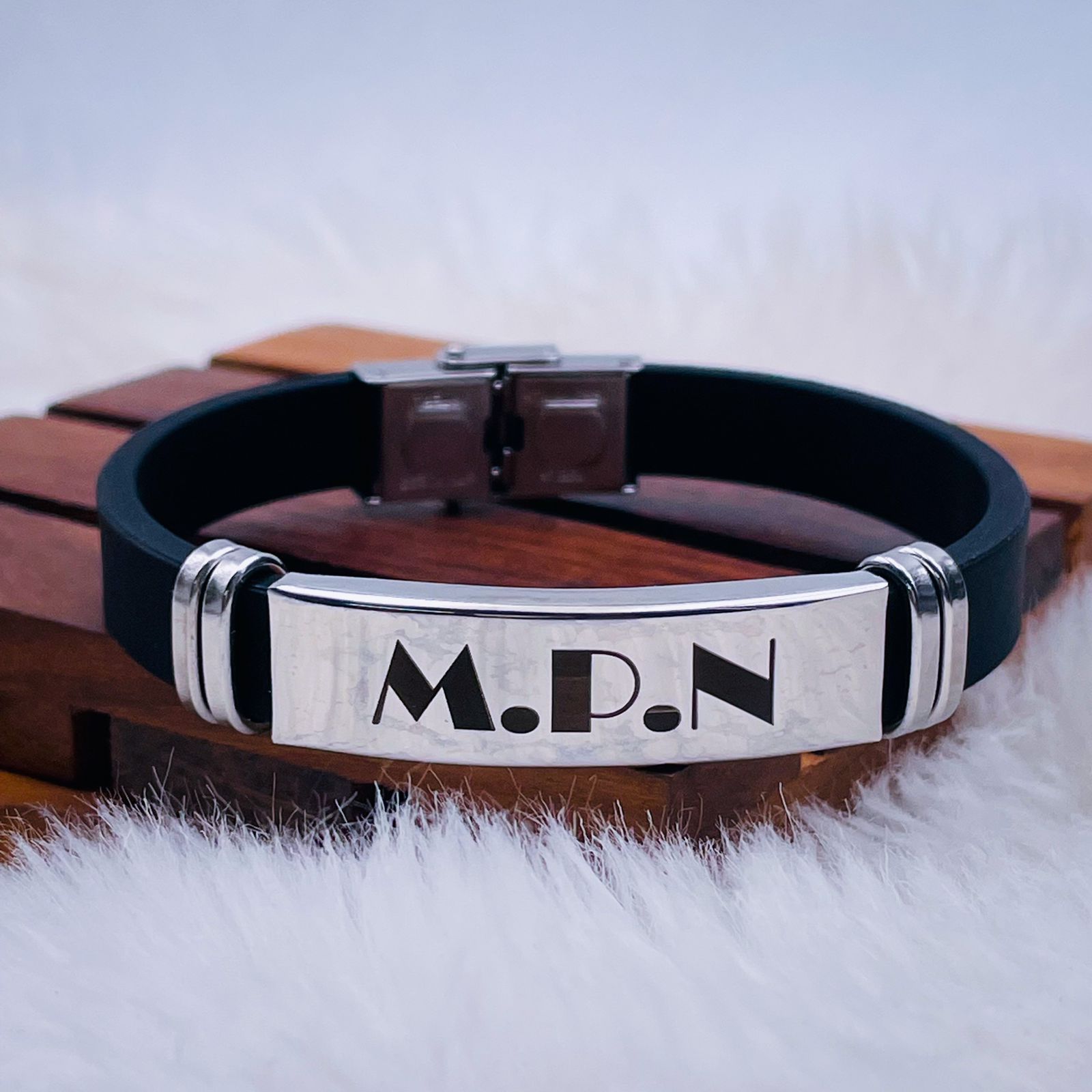 Customized Personalised Letter Engraved Id Wrist Band Bracelet Bulk