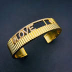 Love Heart Cubic Zirconia Copper 18K Gold Cuff Bangle For Women Bulk
