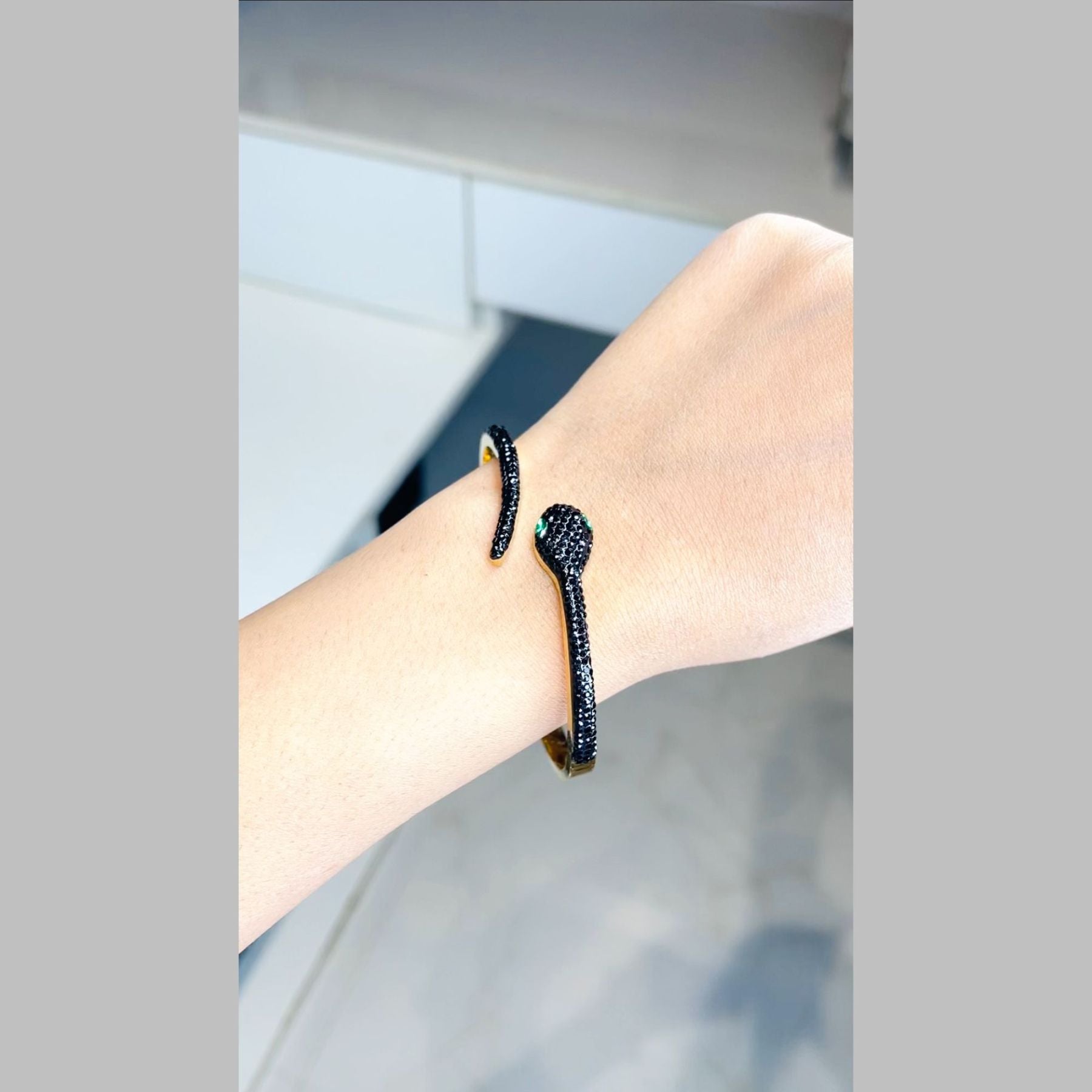 Black CZ Gold Stainless Steel Anti Tarnish Openable Kada Bangle Bulk