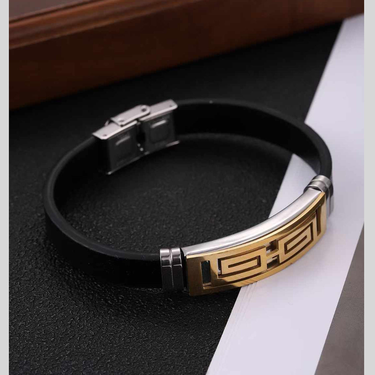 Zig Zag Two Tone Black 18K Gold Stainless Steel Silicon Anti Tarnish Writ Band Bracelet For Men Main image