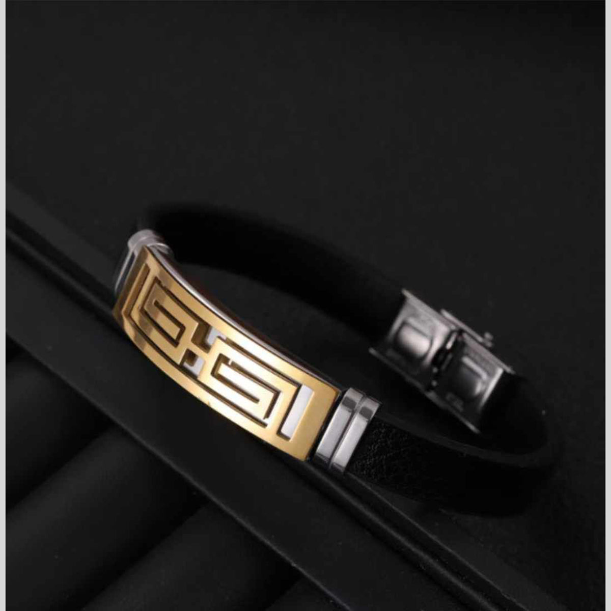 Zig Zag Two Tone Black 18K Gold Stainless Steel Silicon Anti Tarnish Writ Band Bracelet For Men Secondary image