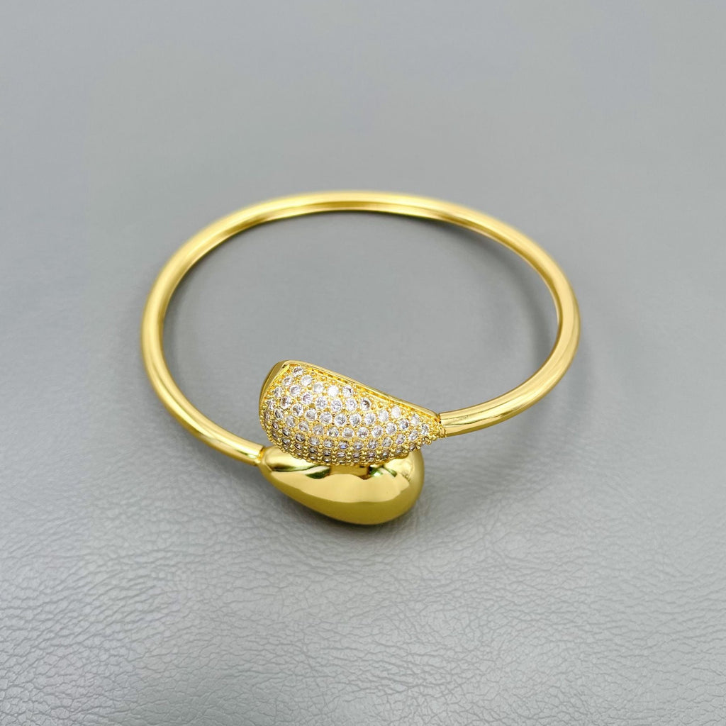 Pear Drop CZ 18K Gold Anti Tarnish Openable Kada Bracelet Bulk