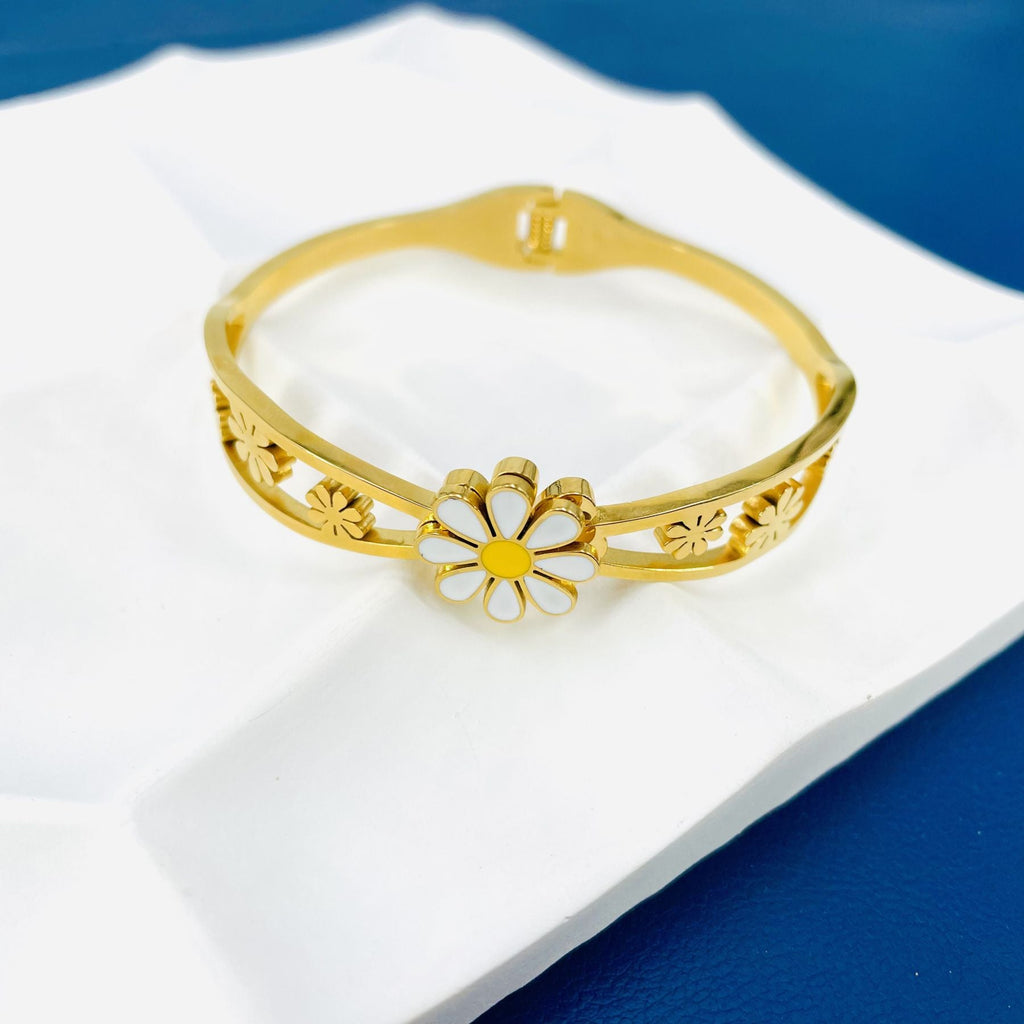 Daisy Flower White Gold Anti Tarnish Openable Kada Bracelet Bulk
