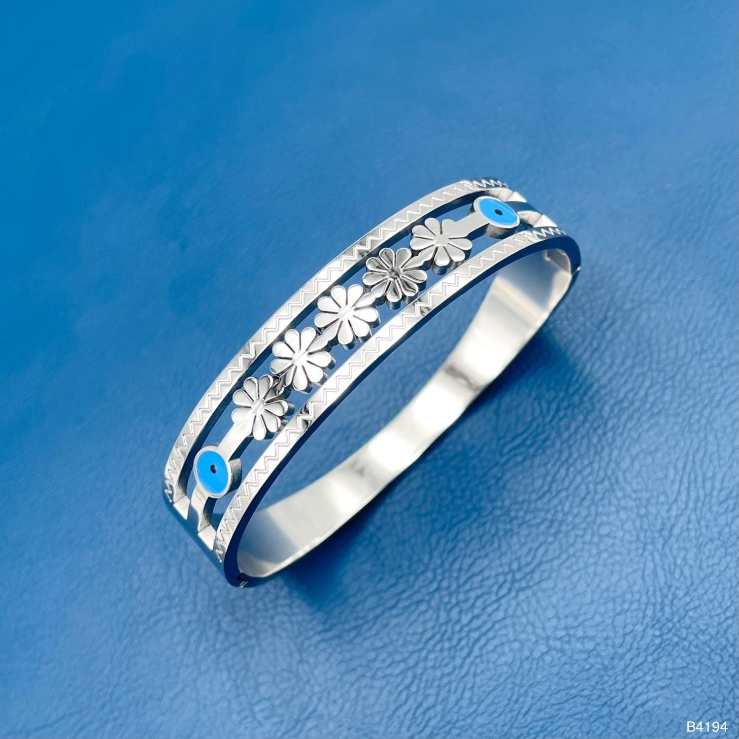 Daisy Flower Evil Eye Enamel Blue Silver Anti Tarnish Openable Kada Bracelet For Women Main image