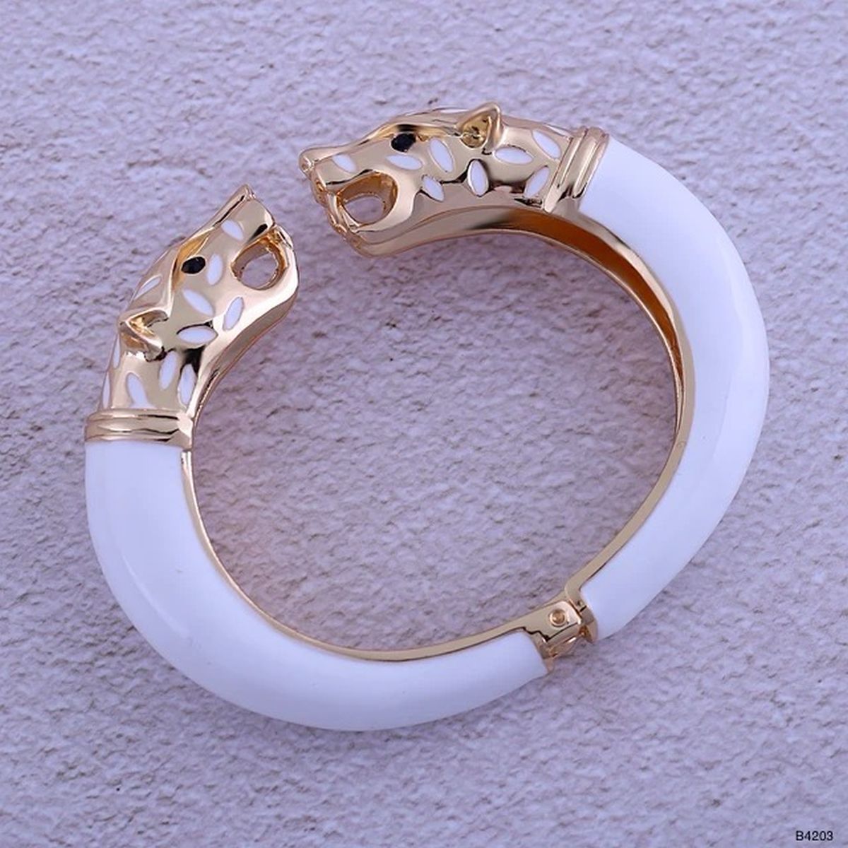 Panther Enamel White 18K Gold Anti Tarnish Openable Kada Bracelet Bulk