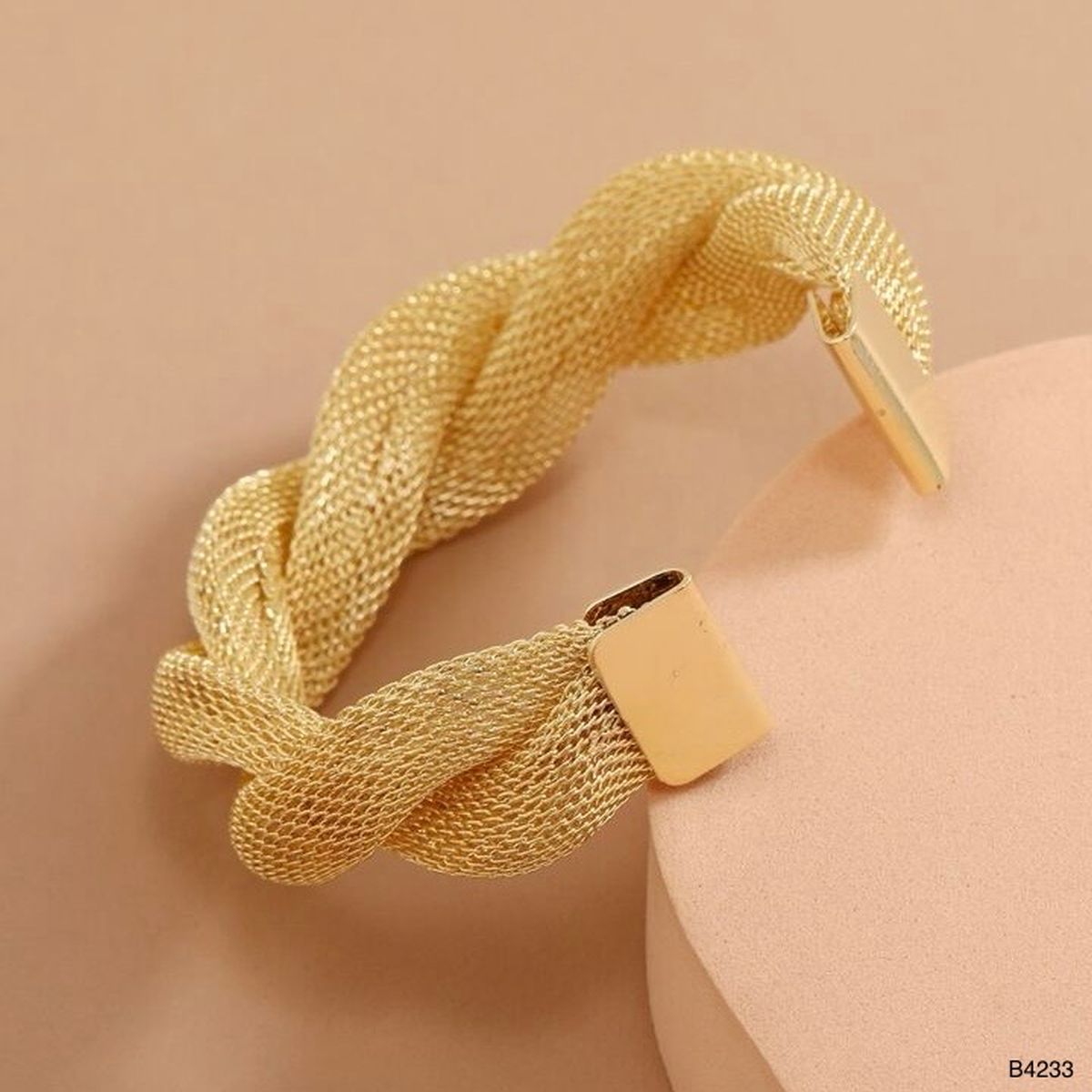 Mesh Rope 18K Gold Anti Tarnish Cuff Bracelet For Women Bulk
