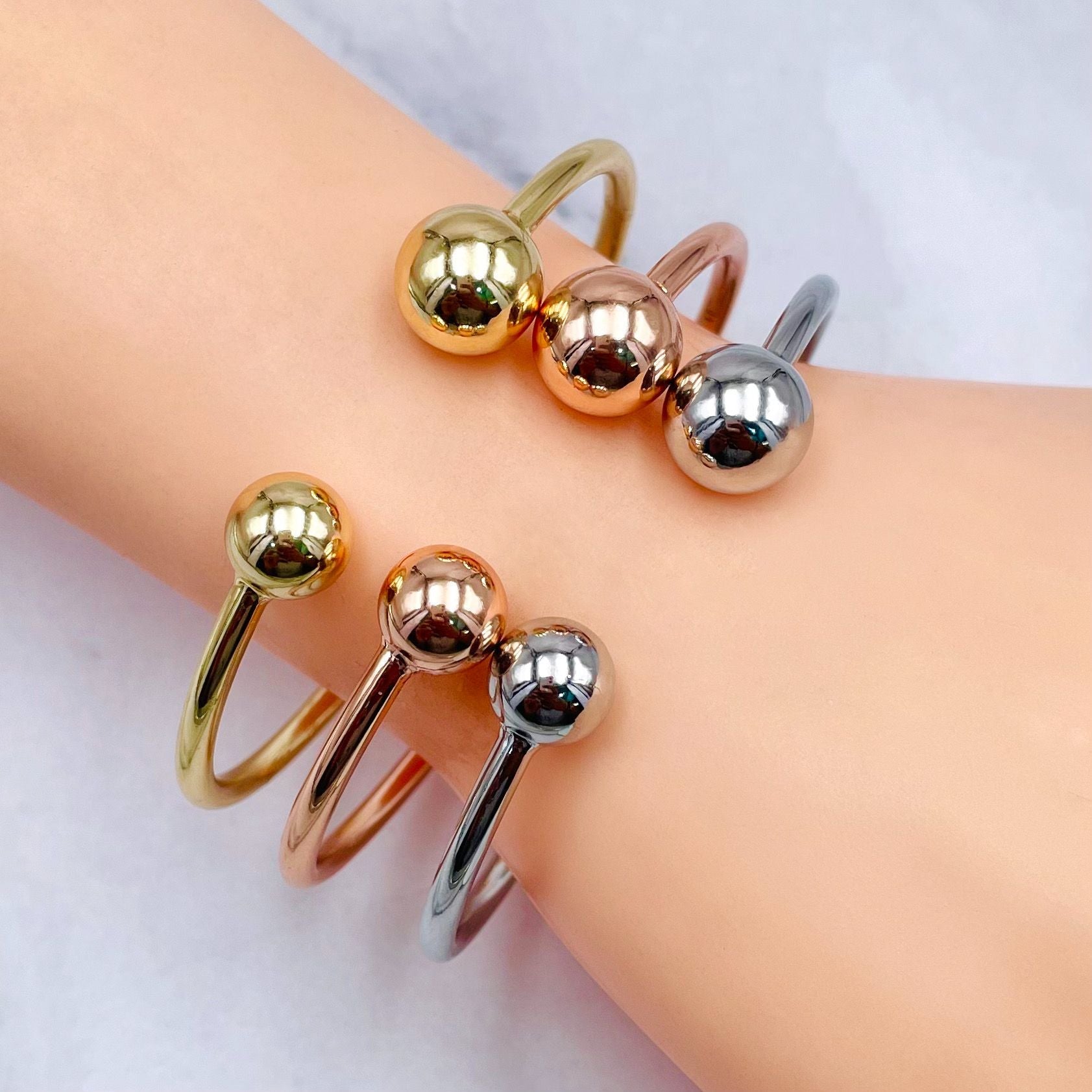 Ball Glossy 18K Gold Silver Rose Gold Anti Tarnish Cuff Bracelet Set Pack of 3 For Women Main image