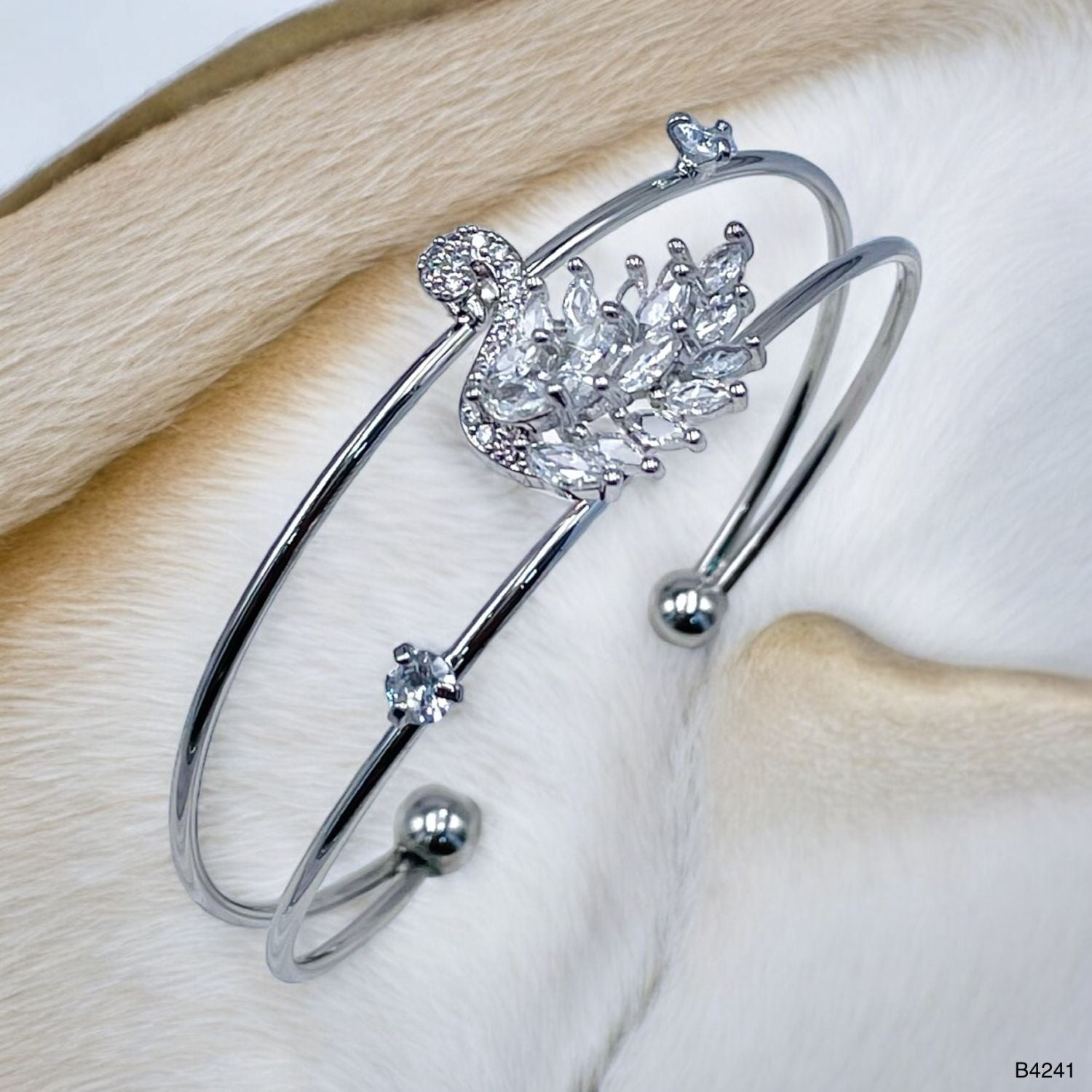 Luxury Silver Cubic Zirconia Anti Tarnish Cuff Bracelet For Women Main image