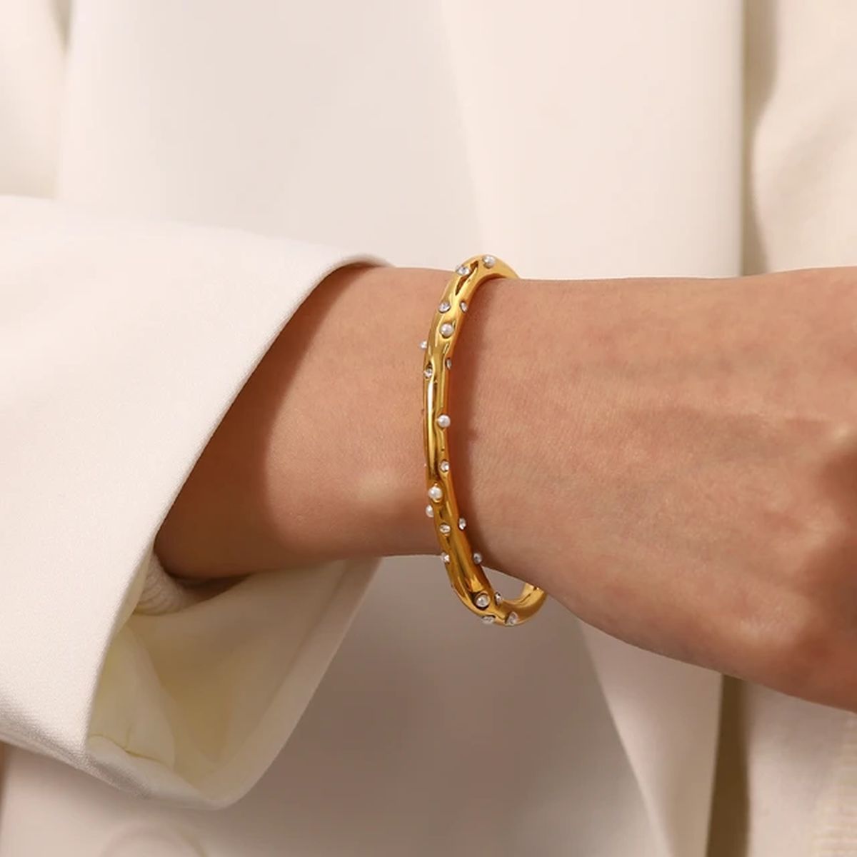 Dented 18K Gold Pearl Cubic Zirconia Anti Tarnish Cuff Bracelet Bulk