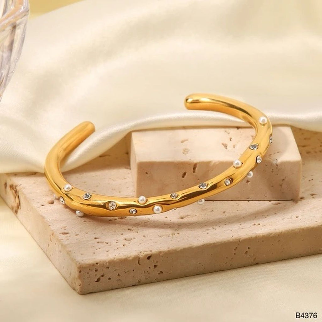 Dented 18K Gold Pearl Cubic Zirconia Anti Tarnish Cuff Bracelet Bulk