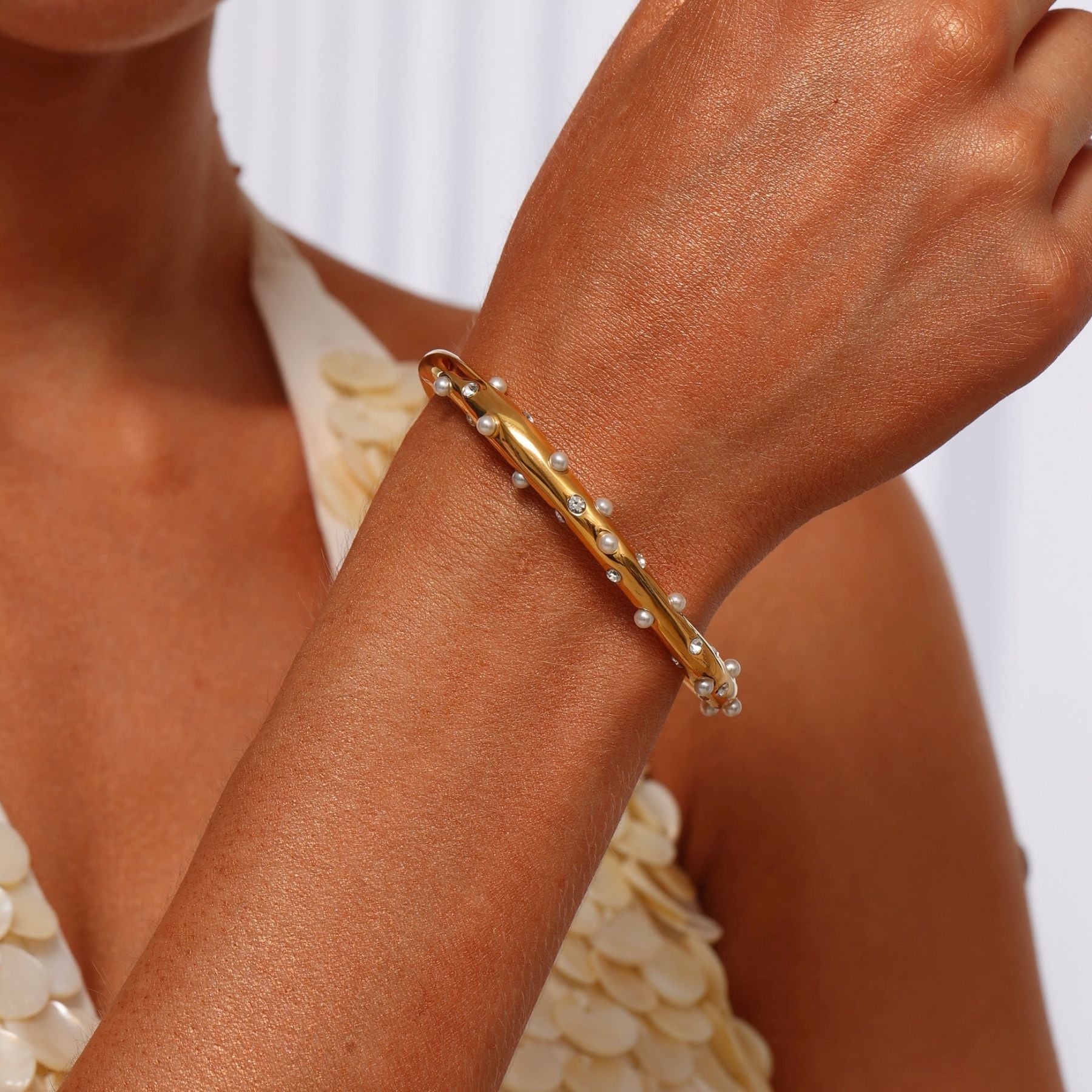 Dented 18K Gold Pearl Cubic Zirconia Anti Tarnish Cuff Bracelet Bulk