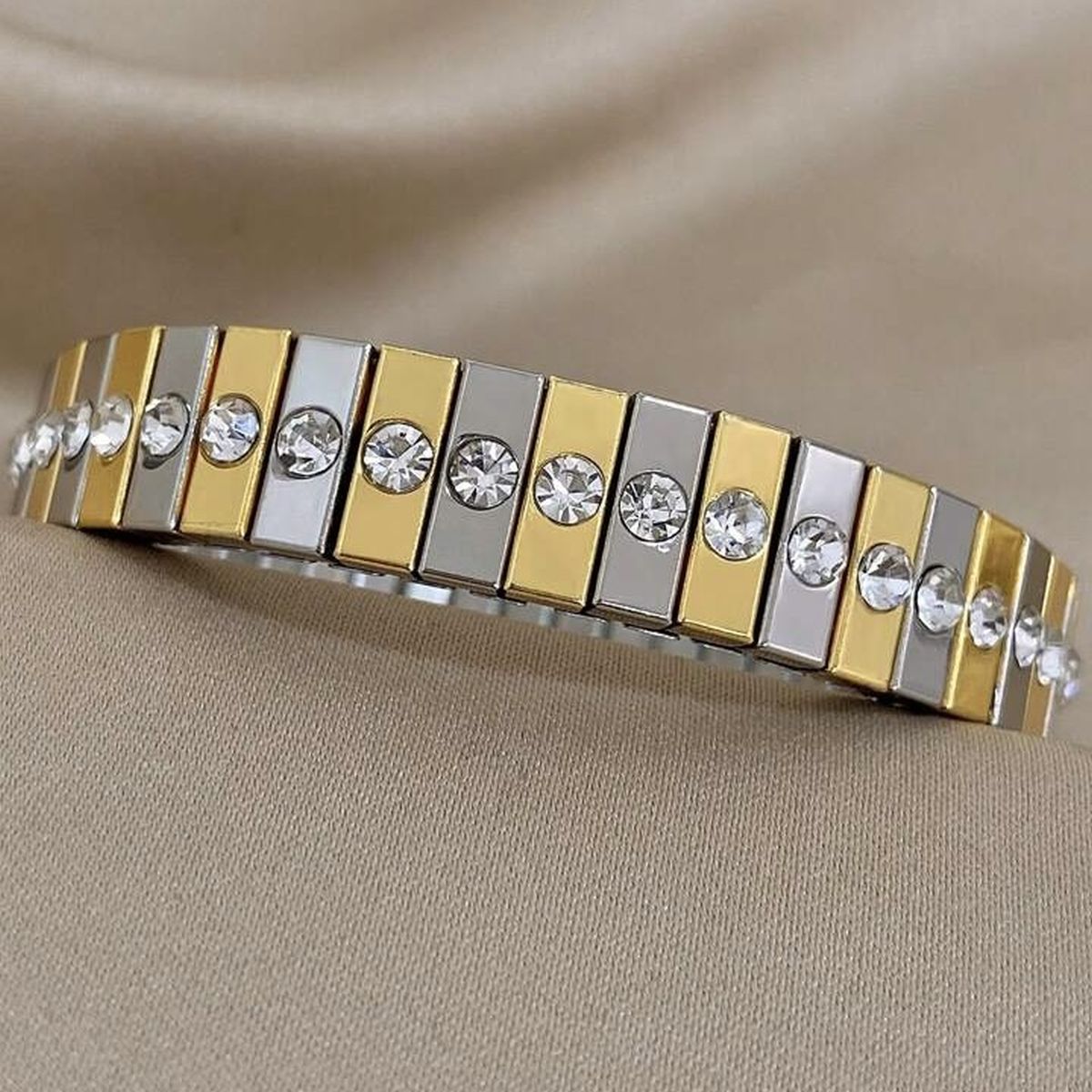Two Tone Multi 18K Gold Silver Cubic Zirconia Anti Tarnish Flexible Stackable Bracelet For Women