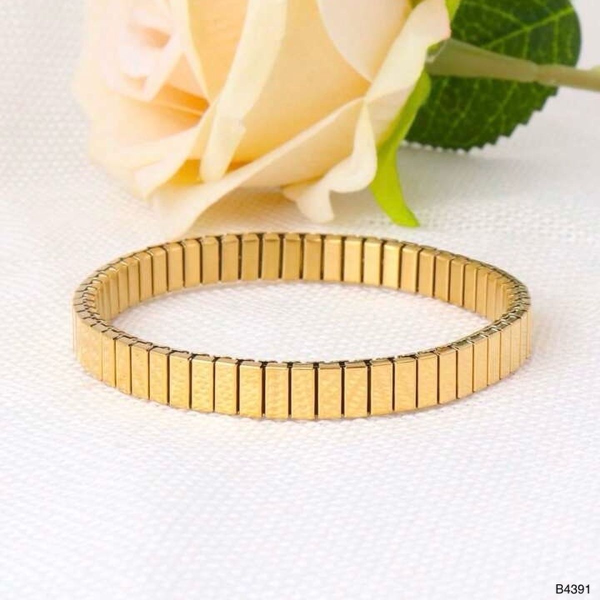 18K Gold Anti Tarnish Flexible Stackable Bracelet For Women Bulk