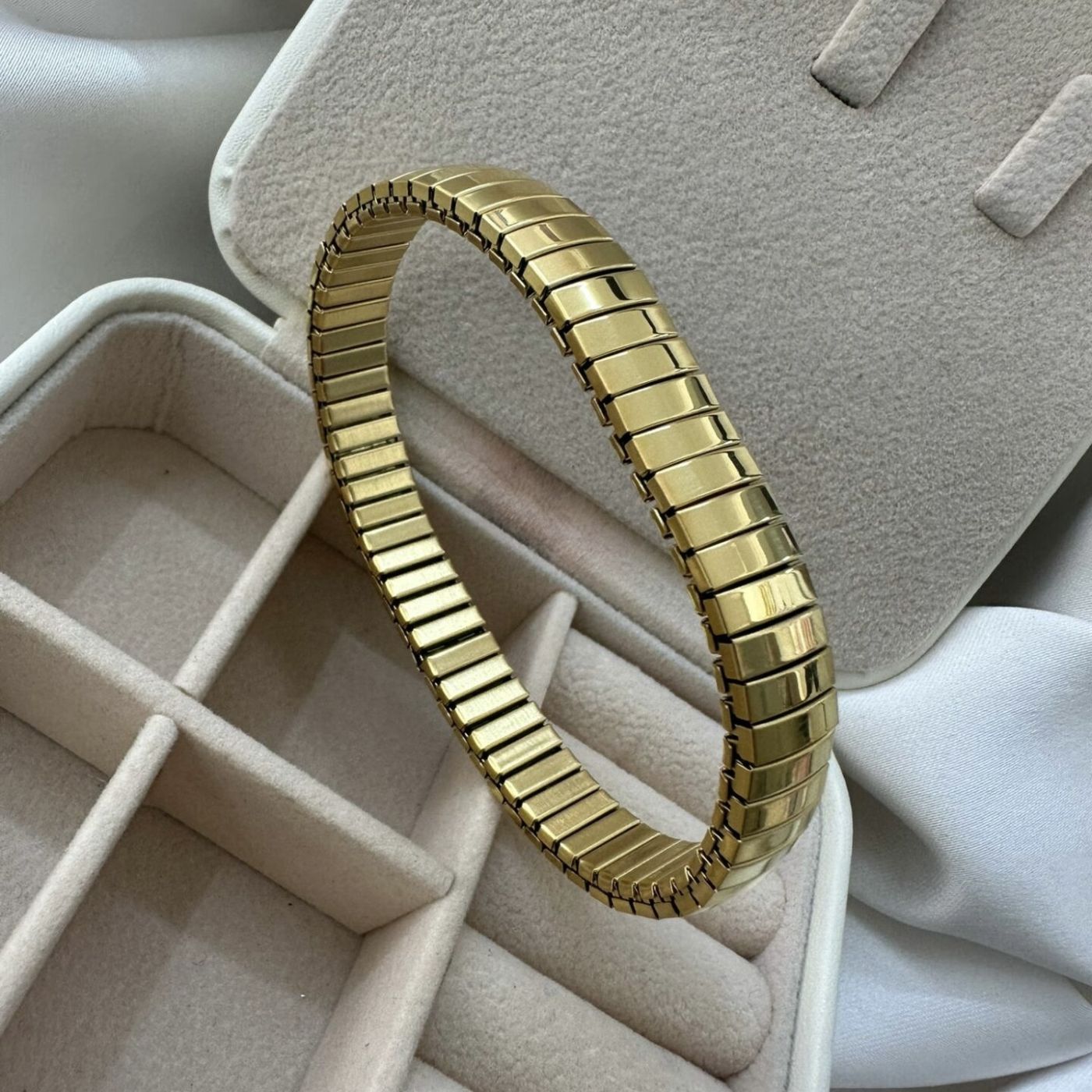 18K Gold Anti Tarnish Flexible Stackable Bracelet For Women Bulk
