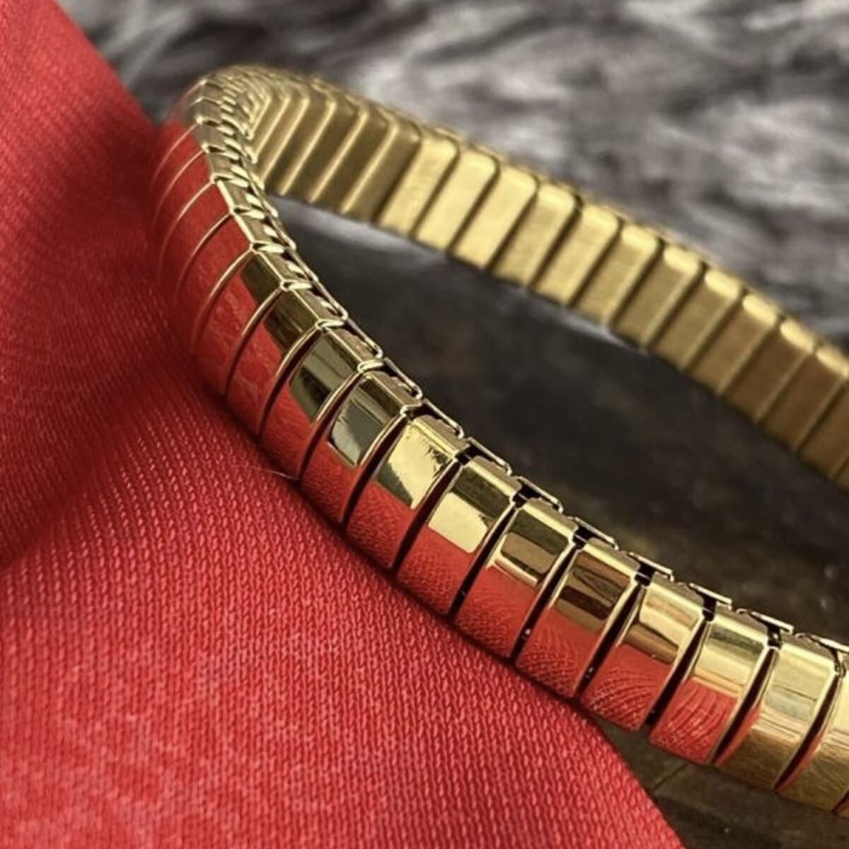 18K Gold Anti Tarnish Flexible Stackable Bracelet For Women Bulk