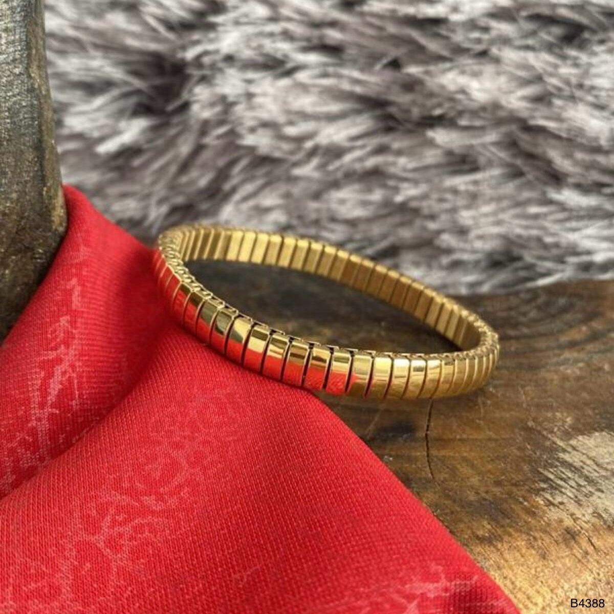 18K Gold Anti Tarnish Flexible Stackable Bracelet For Women Bulk