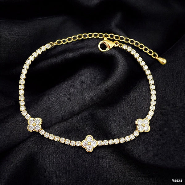 Clover Flower Solitaire CZ 18K Gold Anti Tarnish Tennis Bracelet Bulk Main image