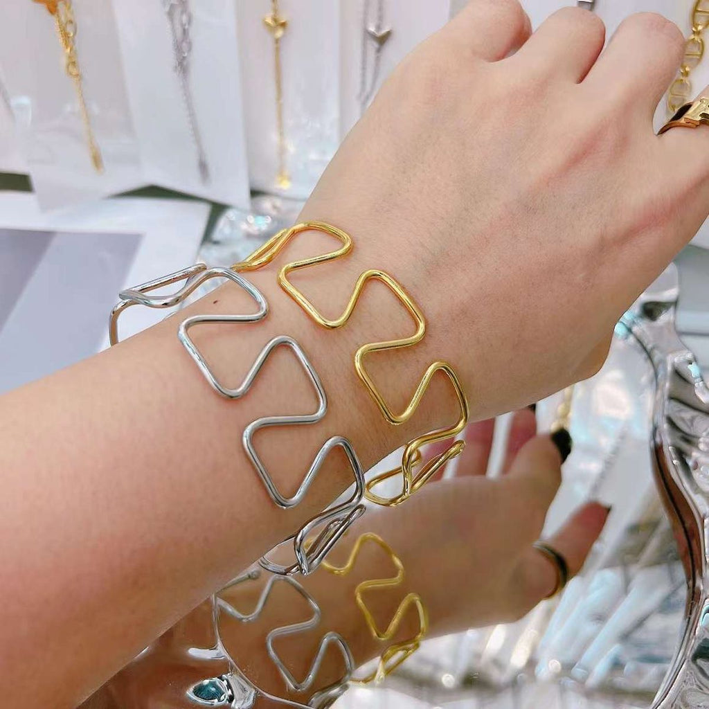 Zig Zag Silver Anti Tarnish Stainless Steel Cuff Bracelet Women Bulk
