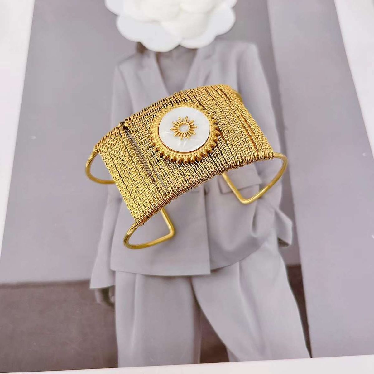 Sun Statement Mesh White 18K Gold Mother Of Pearl Anti Tarnish Stainless Steel Cuff Bracelet For Women Main image