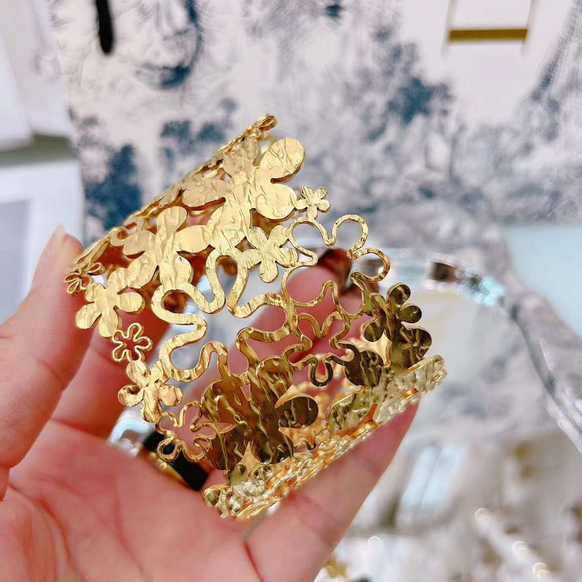 Filigree Flower Gold Anti Tarnish Stainless Steel Cuff Bracelet Bulk