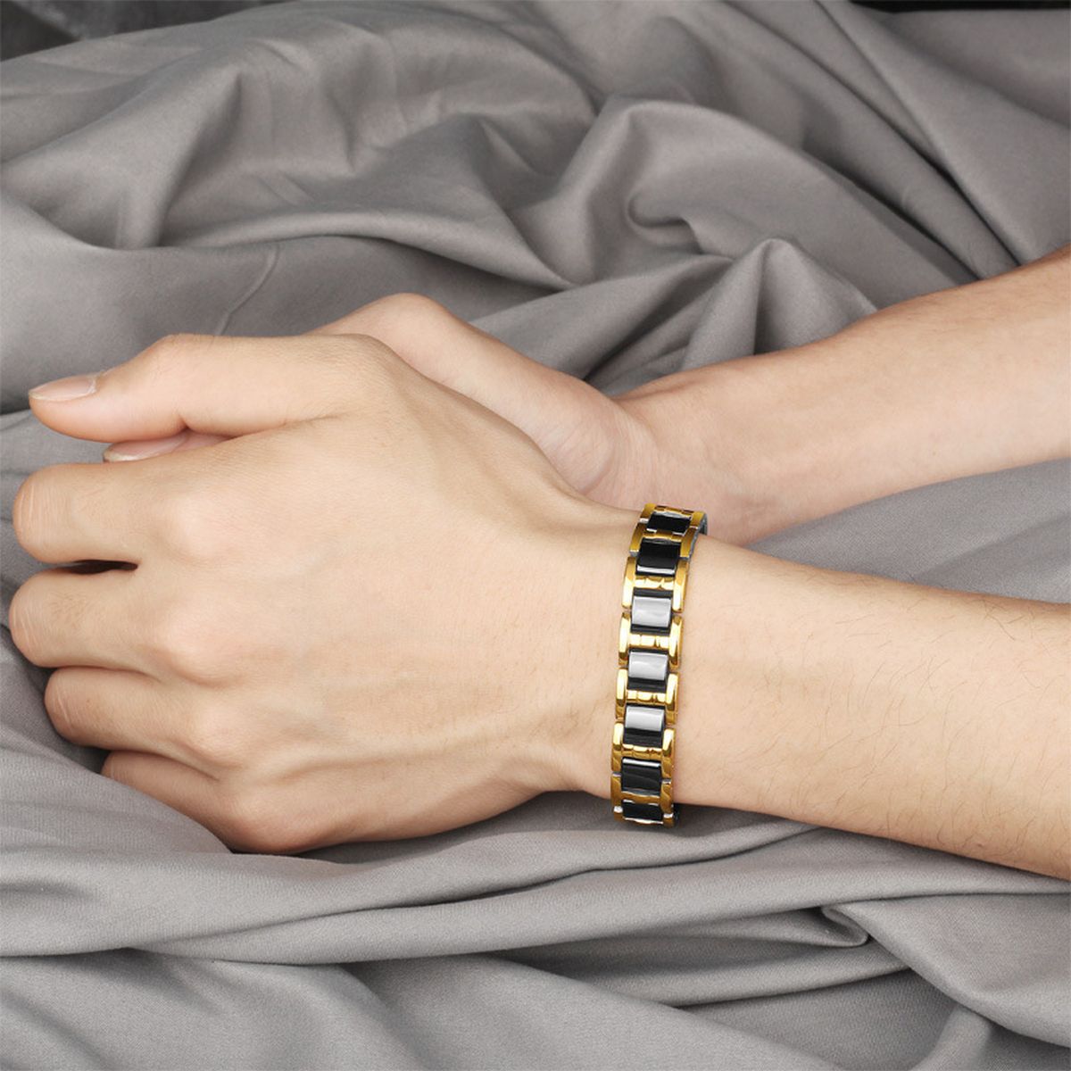 Magnet Black 18K Gold Tungsten Ceramic Anti Tarnish Bracelet Men Bulk
