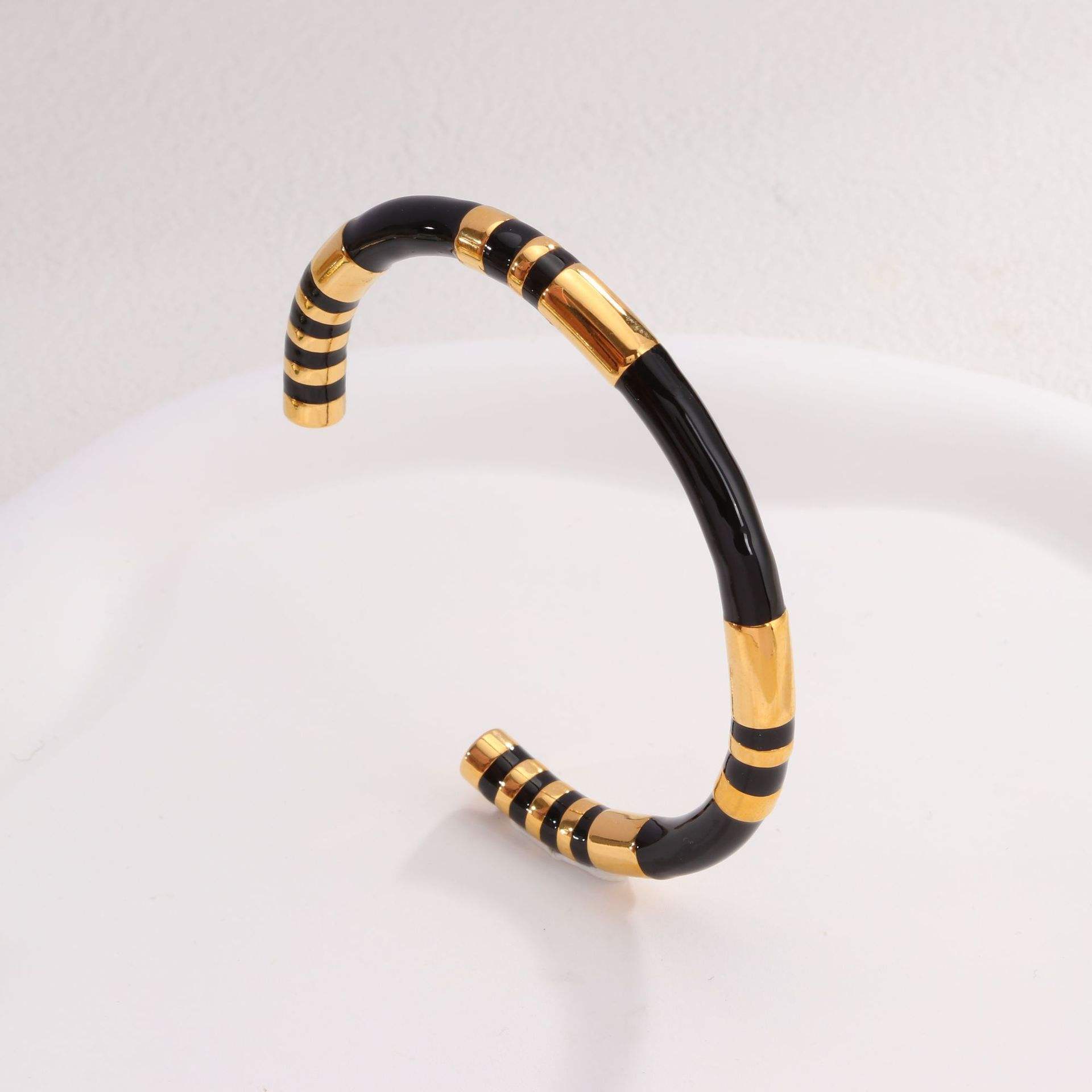 Stripe Black Gold Stainless Steel Anti Tarnish Cuff Bracelet Bulk Main image