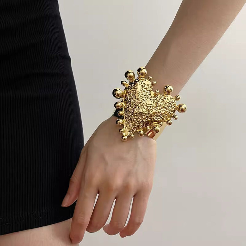 Love Heart 18K Gold Cuff Kada Bracelet For Women Bulk