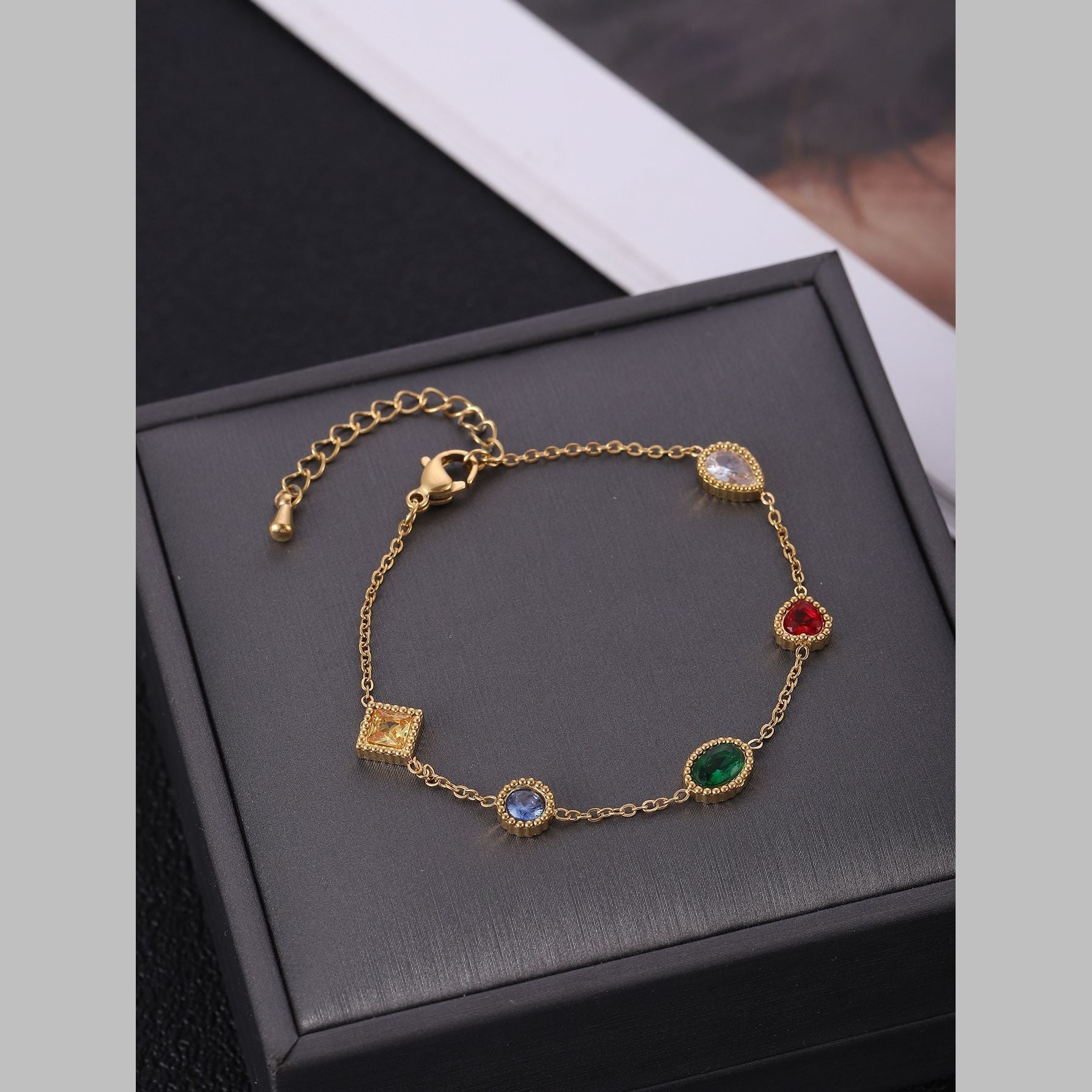 Clover Heart Charm Cubic Zirconia Crystal Multicolour 18K Gold Stainless Steel Anti Tarnish Link Chain Bracelet For Women Main image
