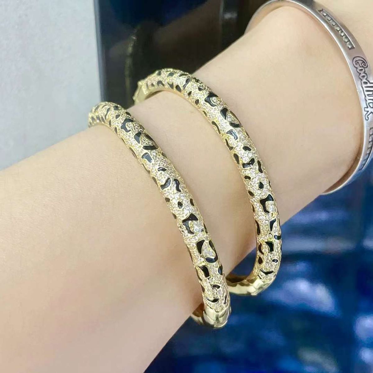 Tiger Stripe Gold Black Anti Tarnish Openable Kada Bracelet Bulk