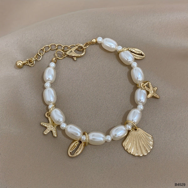 Star Fish Shell Charm Pearl White 18K Gold Anti Tarnish Bracelet Bulk Main image