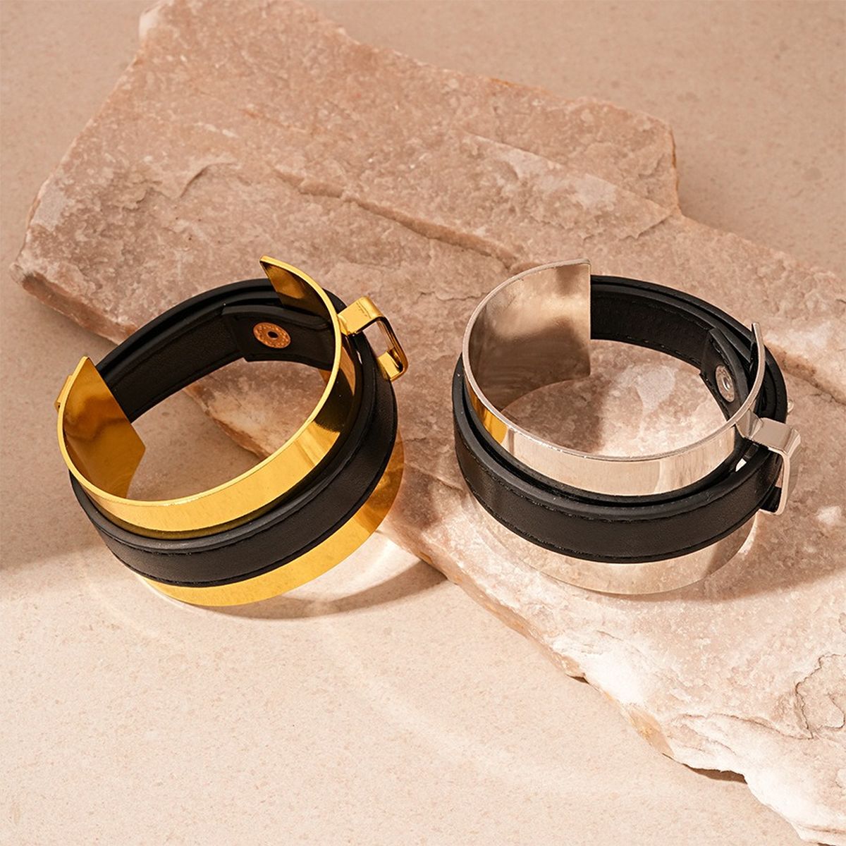 Stylish 18K Gold Black Leather Kada Bracelet For Women Bulk