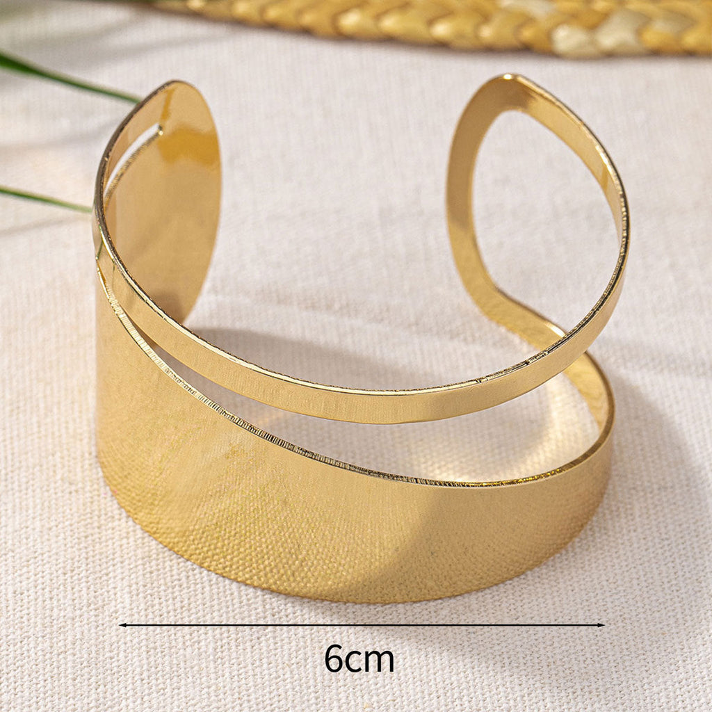 Designer 18K Gold Cuff Kada Bracelet For Women Bulk