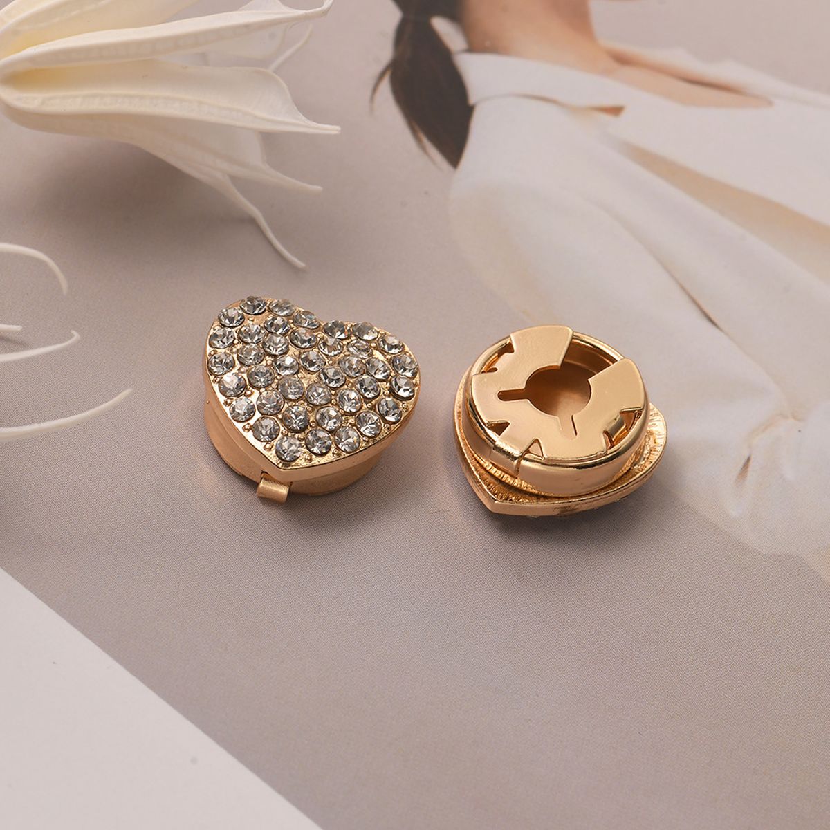 Heart CZ 18K Gold Anti Tarnish Single Shirt Button Cover Bulk Main image