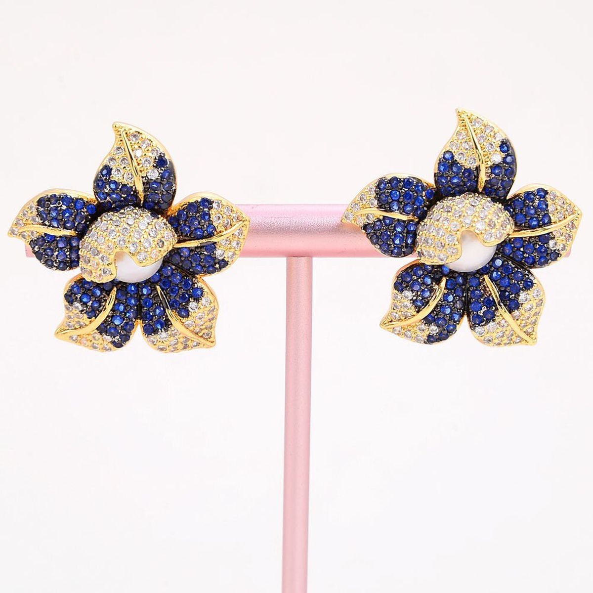 Flower Blue Cubic Zirconia Pearl 18K Gold Stud Earring For Women Bulk