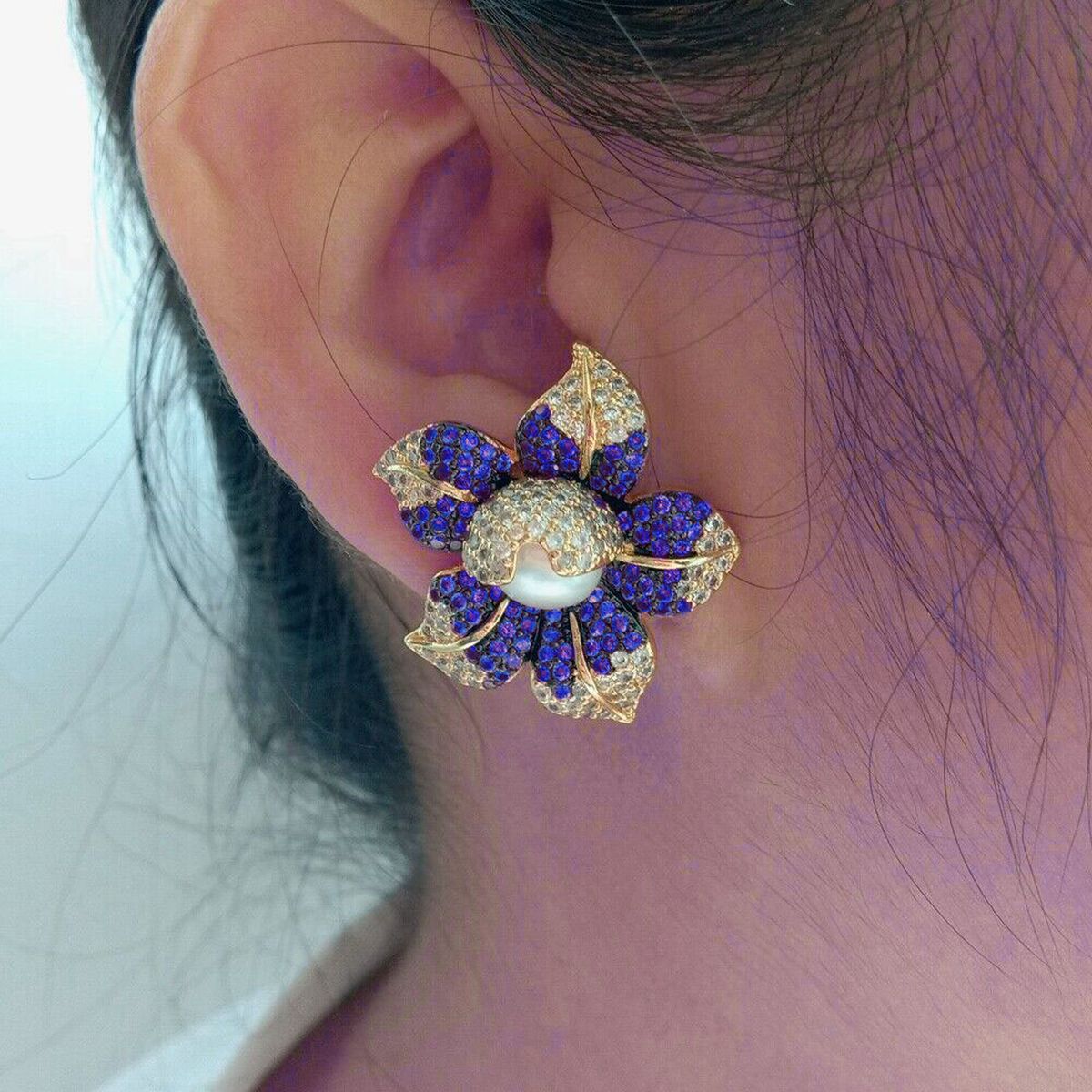 Flower Blue Cubic Zirconia Pearl 18K Gold Stud Earring For Women Bulk