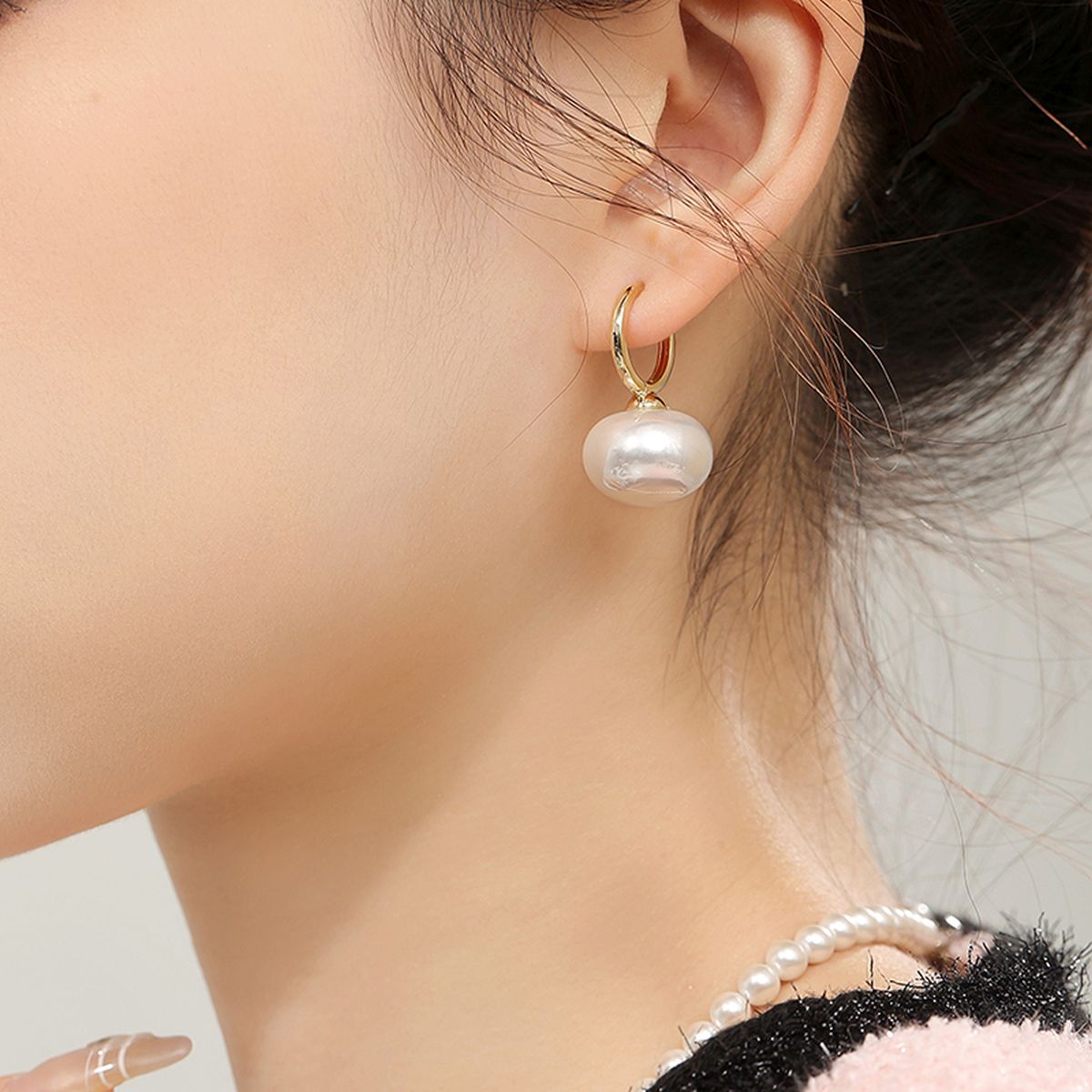 Baby Pink Button Pearl 18K Gold Drop Hoop Bali Earring For Women Bulk