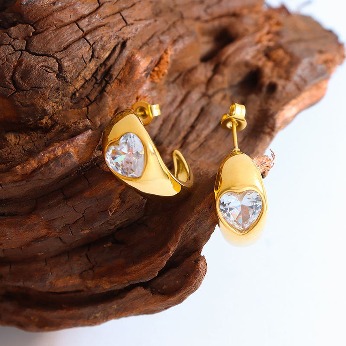 Cubic Zirconia Heart Copper Glossy 18K Gold Hoop Earring Women Bulk