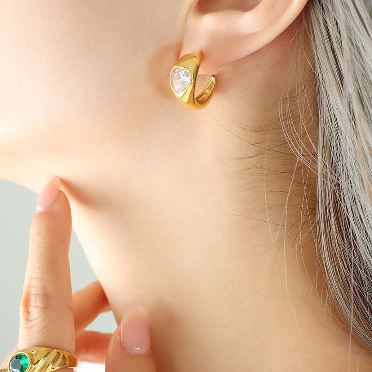 Cubic Zirconia Heart Copper Glossy 18K Gold Hoop Earring Women Bulk