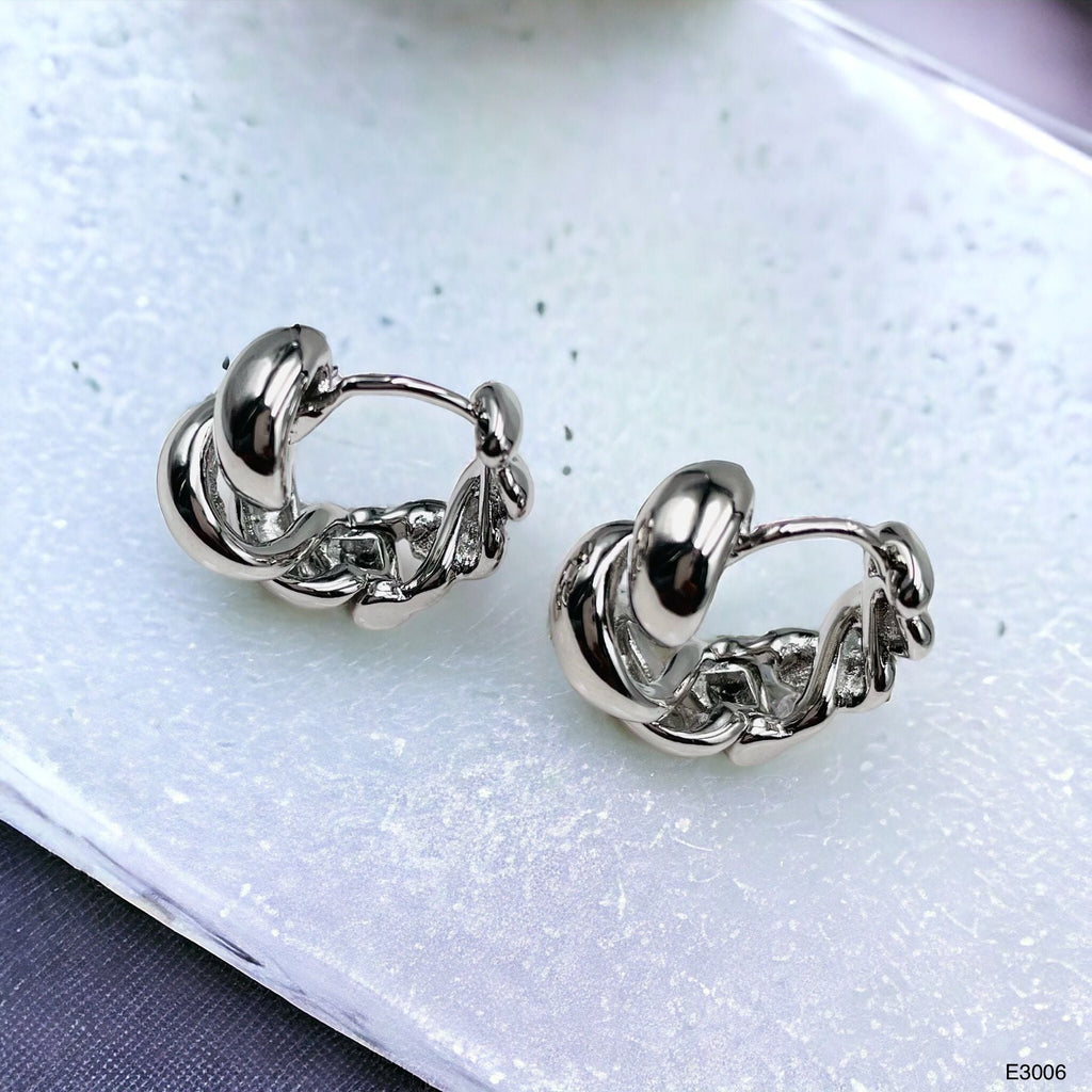 Cute Croissant 18K Gold Anti Tarnish Hoop Earring For Women Bulk