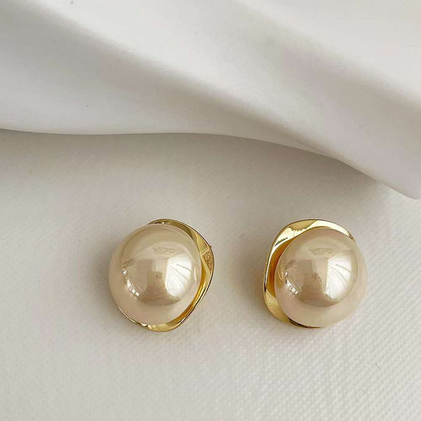 Glossy Pearl 18K Gold Anti Tarnish Stud Earring For Women Bulk Main image