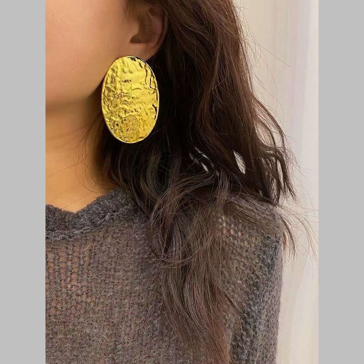 Dented Oval 18K Gold Anti Tarnish Dangler Stud Earring For Women Bulk Main image