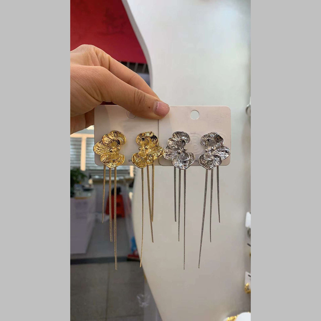 Flower Snake Chain 18K Gold Anti Tarnish Dangler Tassel Earring Bulk
