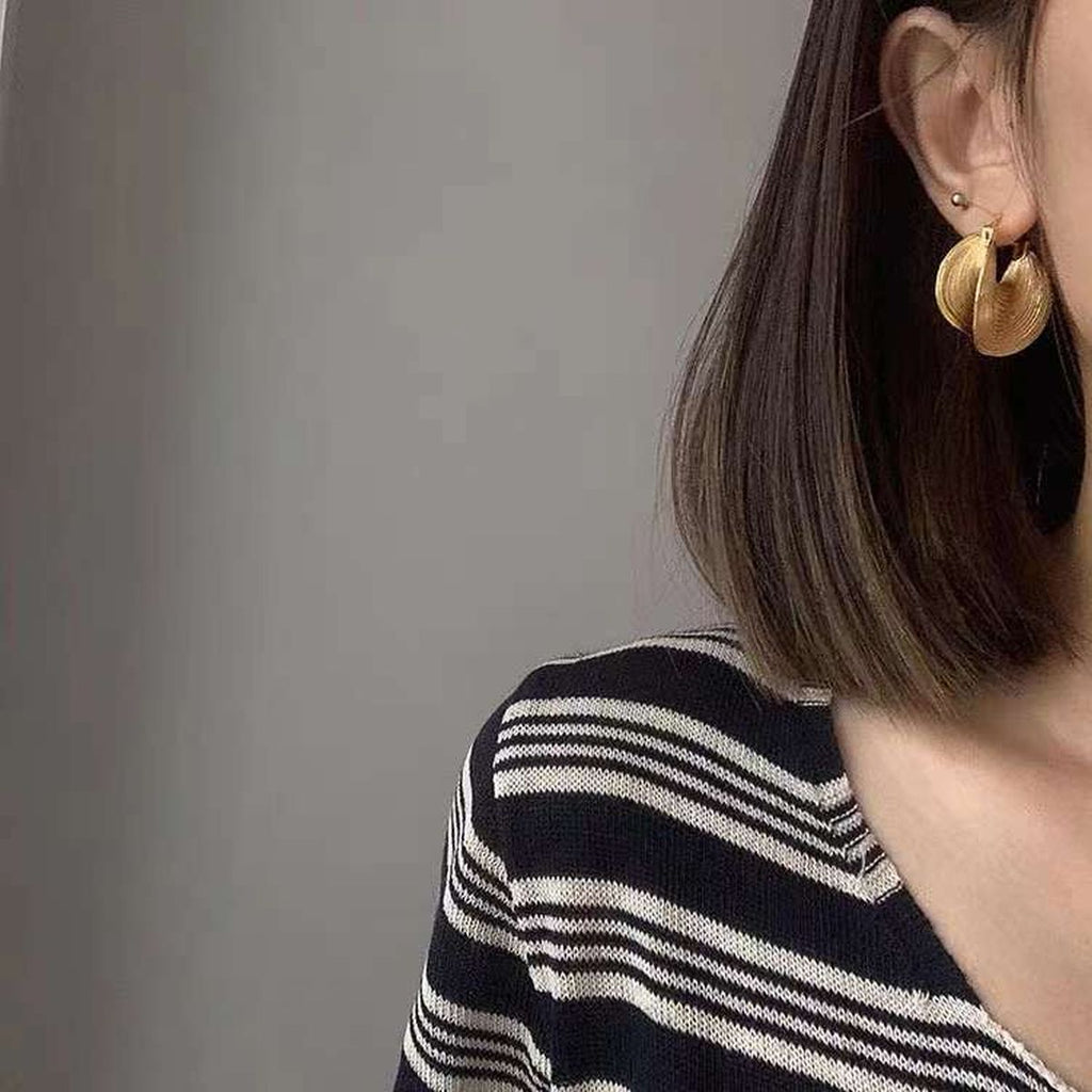 18K Gold Anti Tarnish Hoop Earring For Women Bulk