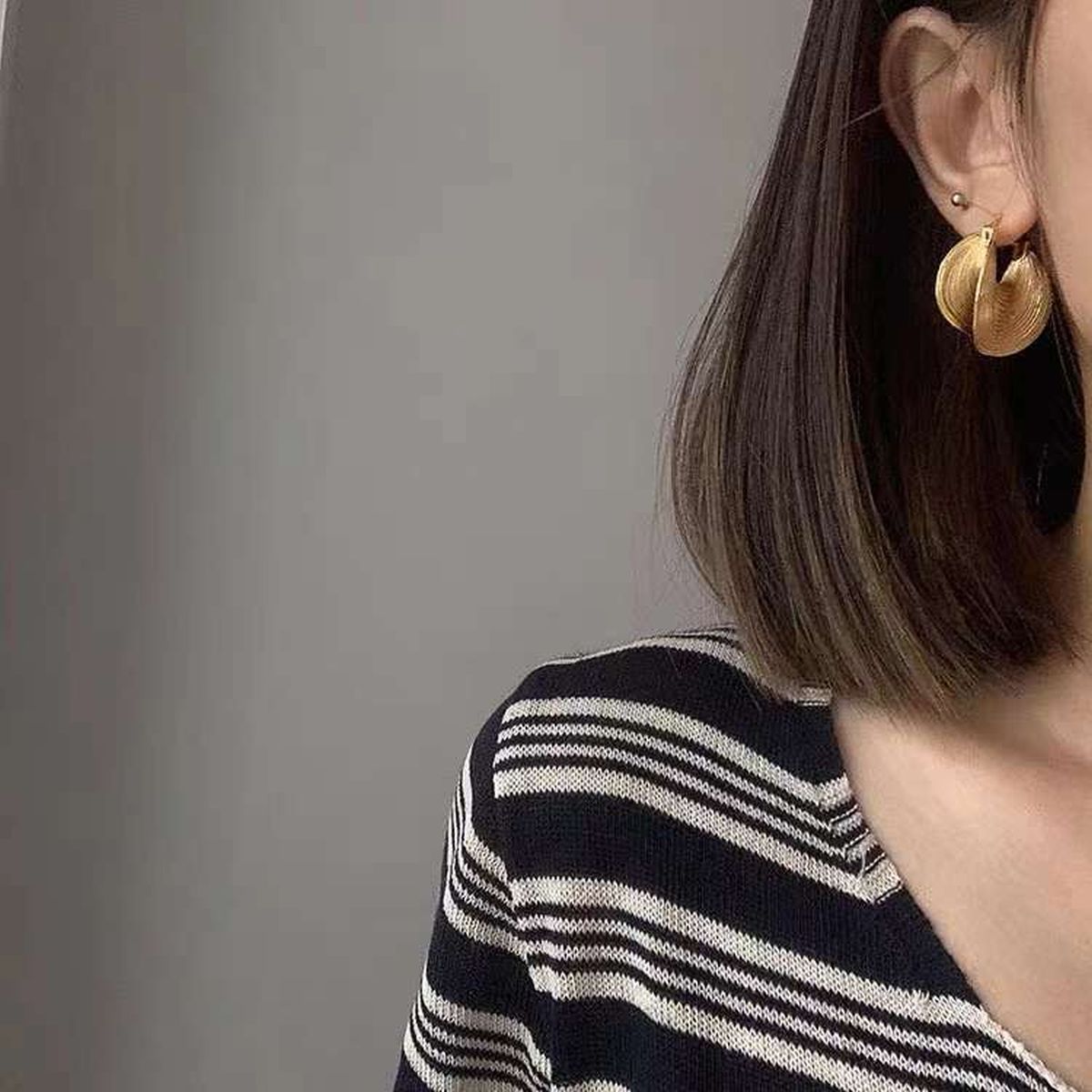 18K Gold Anti Tarnish Hoop Earring For Women Bulk