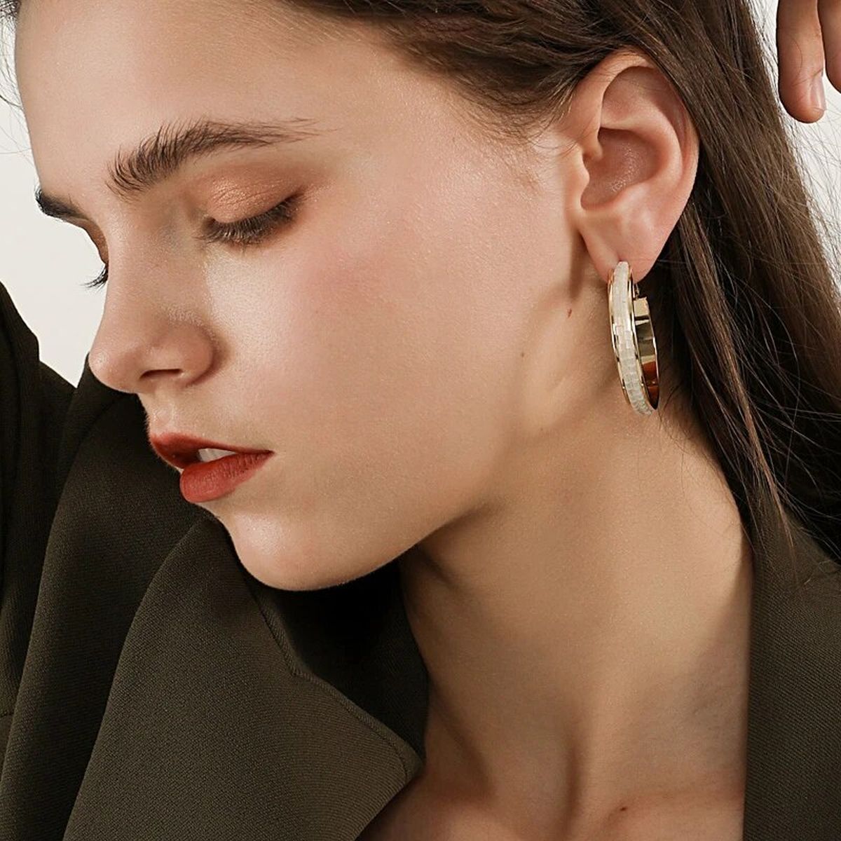 Simple Enamel Black 18K Gold Anti Tarnish Hoop Earring For Women Bulk